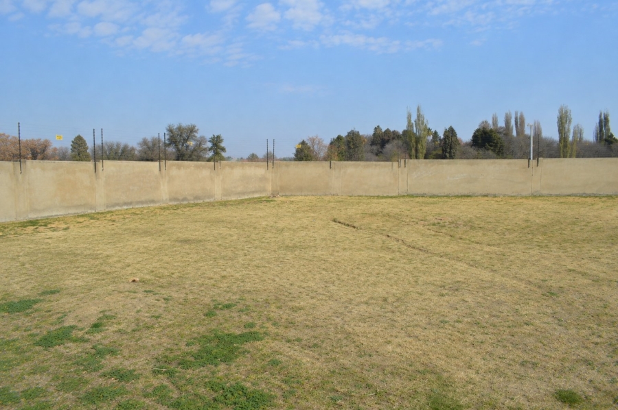 Commercial Property for Sale in Flamwood North West
